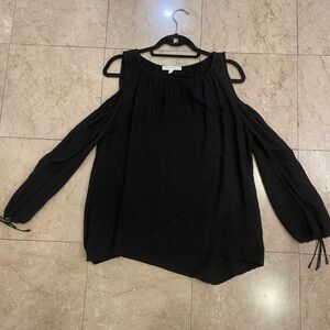 Black long sleeve cold-shoulder blouse, very flattering, Large, beautiful detail